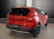 Volvo XC40 MOMENTUM, T3 FWD, 120 kW / 163 HP