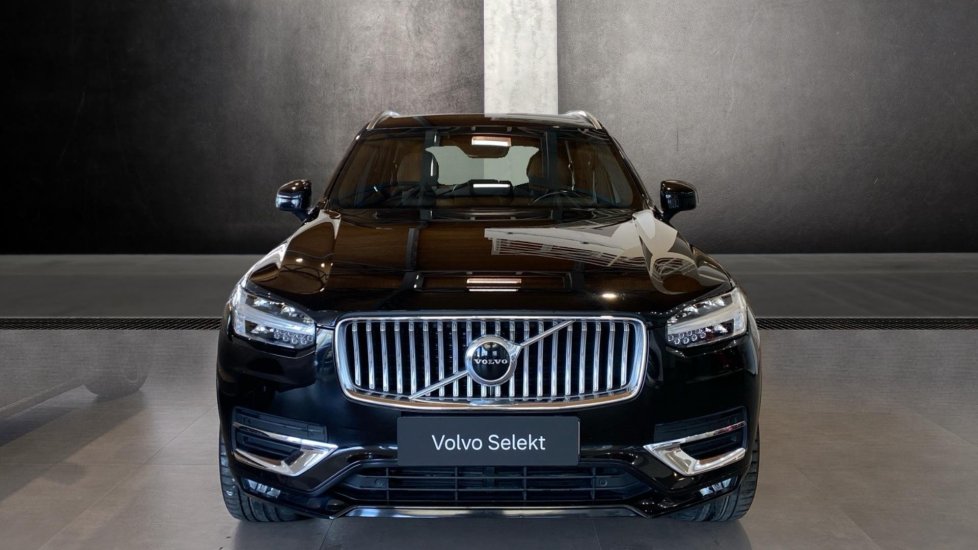 Volvo XC90 INSCRIPTION, B5 AWD, 173+10 kW / 235+14 HP