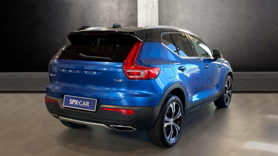 Volvo XC40 INSCRIPTION, T4 AWD Drive-E, 140 kW / 190 HP