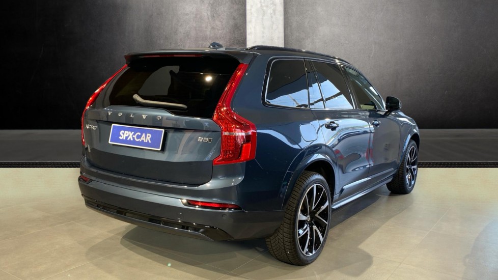 Volvo XC90 PLUS BRIGHT, B5 AWD, 173+10 kW / 235+14 HP