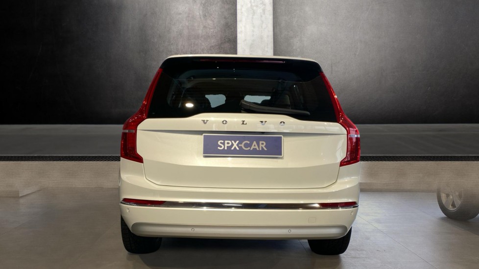 Volvo XC90 INSCRIPTION, B5 AWD, 173+10 kW / 235+14 HP