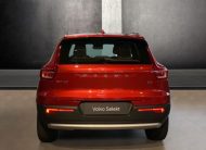 Volvo XC40 PLUS BRIGHT, B4 FWD, 145+10 kW / 197+14 HP