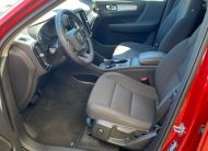 Volvo XC40 MOMENTUM, T3 FWD, 120 kW / 163 HP