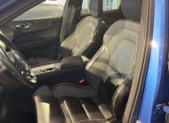 Volvo XC60 R-DESIGN, B5 AWD, 184+10 kW / 250+14 HP