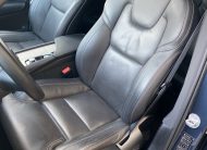 Volvo XC90 PLUS BRIGHT, B5 AWD, 173+10 kW / 235+14 HP