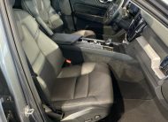 Volvo XC60 MOMENTUM PRO, B4 AWD, 145+10 kW / 197+14 HP