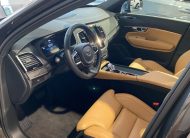 Volvo XC90 PLUS BRIGHT, B5 AWD, 173+10 kW / 235+14 HP