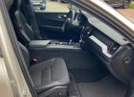 Volvo XC60 MOMENTUM PRO, B4 AWD, 145+10 kW / 197+14 HP