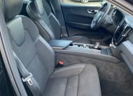 Volvo XC60 MOMENTUM PRO, B4 AWD, 145+10 kW / 197+14 HP