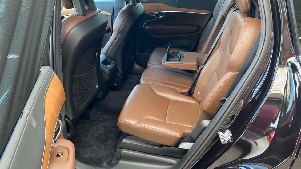 Volvo XC90 INSCRIPTION, B5 AWD, 173+10 kW / 235+14 HP