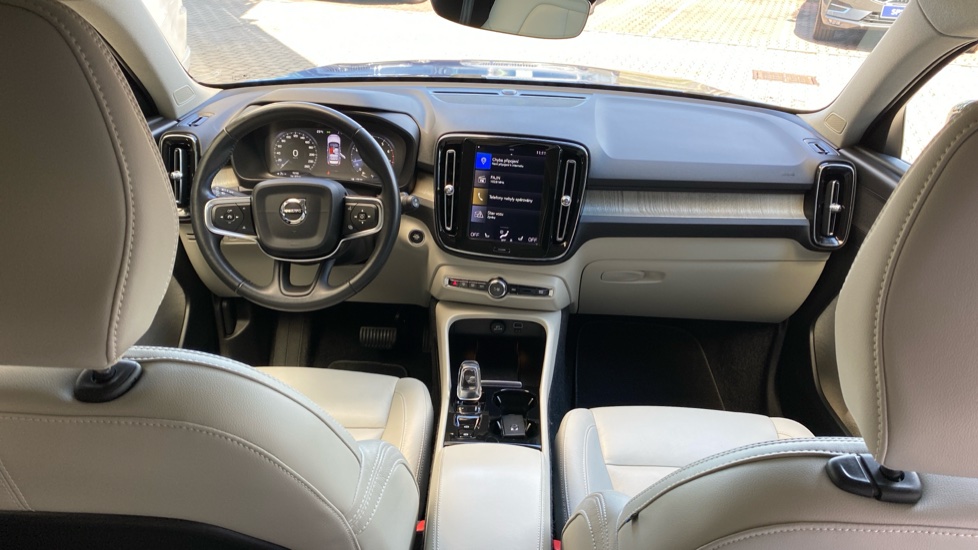 Volvo XC40 INSCRIPTION, T4 AWD Drive-E, 140 kW / 190 HP