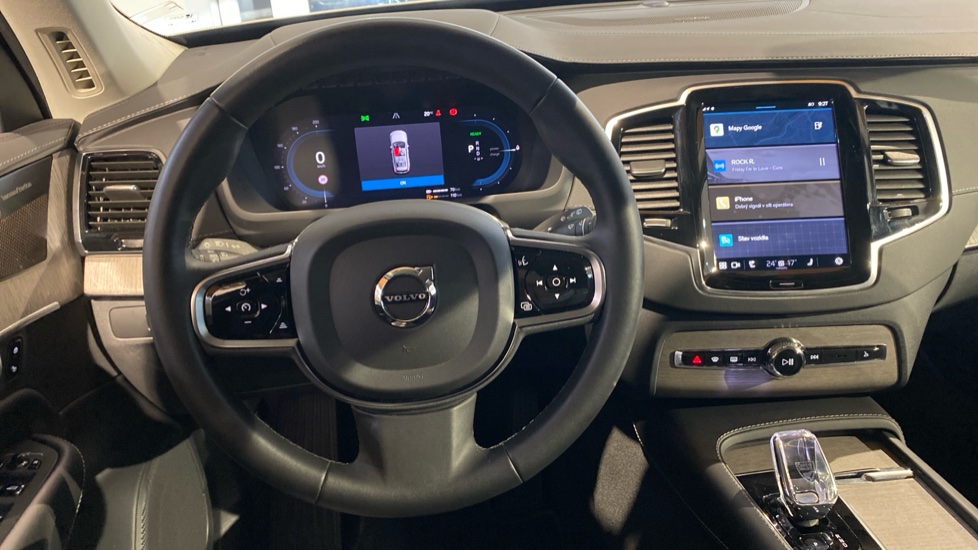 Volvo XC90 PLUS BRIGHT, T8 AWD RECHARGE, 228+107 kW / 310+145 HP