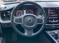 Volvo XC60 MOMENTUM PRO, B4 AWD, 145+10 kW / 197+14 HP