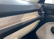 Volvo XC40 PLUS BRIGHT, B4 FWD, 145+10 kW / 197+14 HP