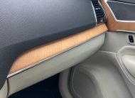 Volvo XC90 MOMENTUM PRO, B5 AWD, 173+10 kW / 235+14 HP