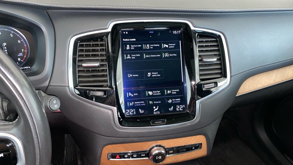 Volvo XC90 INSCRIPTION, T6 AWD Drive-E, 228 kW / 310 HP
