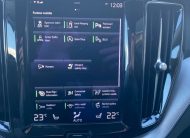 Volvo XC60 MOMENTUM PRO, B4 AWD, 145+10 kW / 197+14 HP