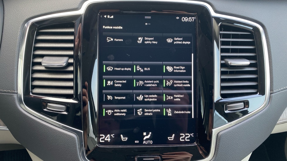 Volvo XC90 INSCRIPTION, B5 AWD, 173+10 kW / 235+14 HP