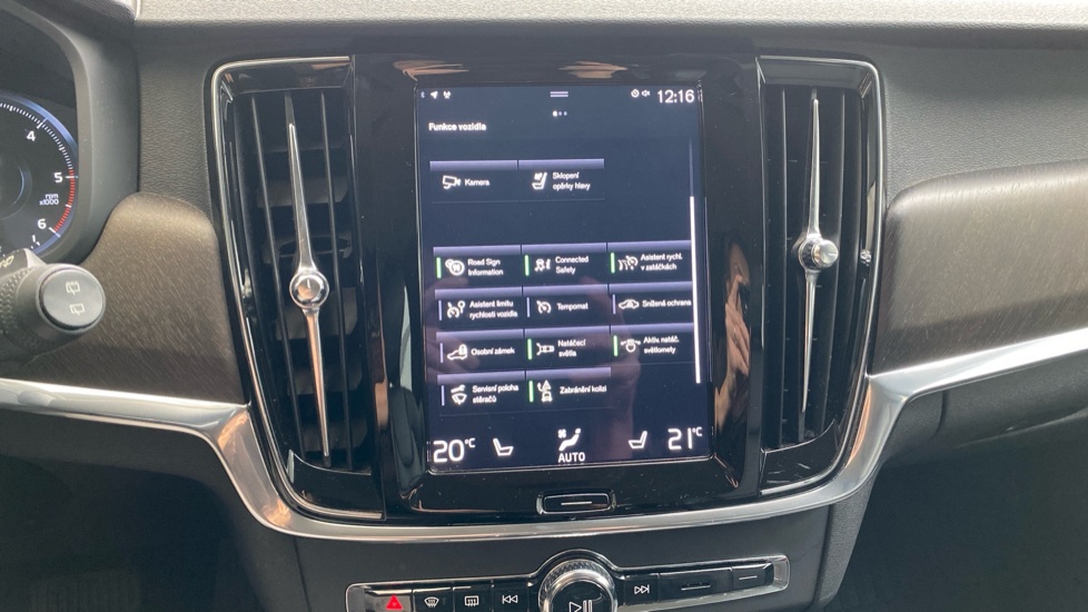 Volvo V90 Cross Country, D5 AWD Drive-E, 173 kW / 235 HP