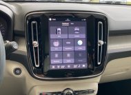 Volvo XC40 PLUS BRIGHT, B4 FWD, 145+10 kW / 197+14 HP
