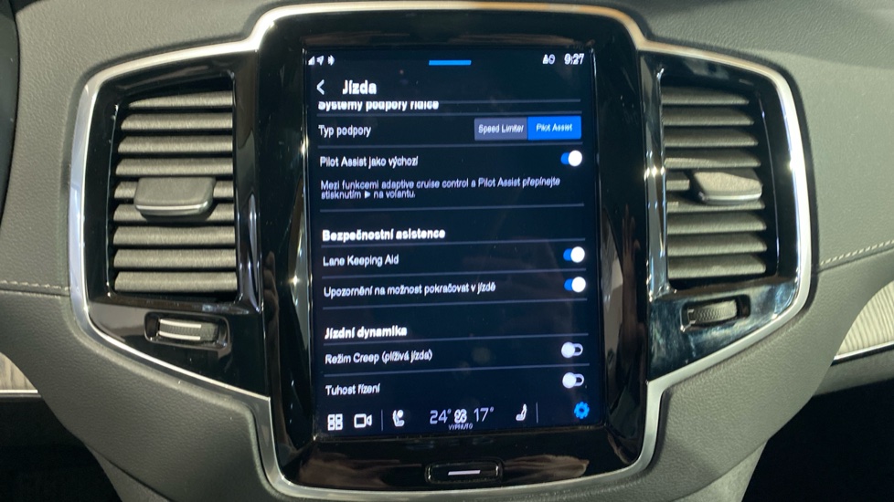 Volvo XC90 PLUS BRIGHT, T8 AWD RECHARGE, 228+107 kW / 310+145 HP