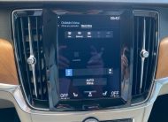 Volvo V90 MOMENTUM PRO, B4 AWD, 145+10 kW / 197+14 HP