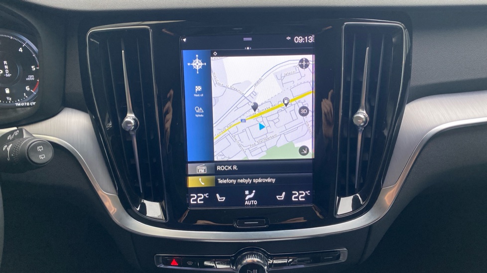Volvo V60 Cross Country Pro, B4 AWD, 145+10 kW / 197+14 HP