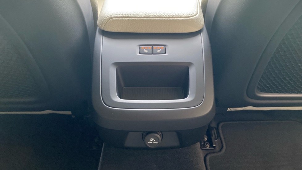 Volvo V60 INSCRIPTION, T4 FWD Drive-E, 140 kW / 190 HP