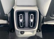 Volvo XC40 PLUS BRIGHT, B4 FWD, 145+10 kW / 197+14 HP