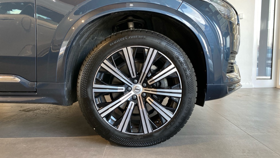 Volvo XC90 INSCRIPTION, B5 AWD, 173+10 kW / 235+14 HP