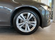 Volvo V90 MOMENTUM PRO, B4 AWD, 145+10 kW / 197+14 HP