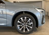 Volvo XC60 PLUS DARK, B4 AWD, 145+10 kW / 197+14 HP