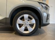Volvo XC40 CORE, B3 FWD, 120+10 kW / 163+14 HP
