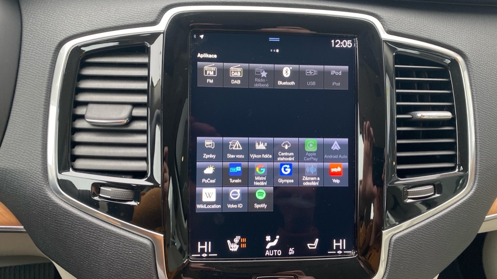 Volvo XC90 MOMENTUM PRO, B5 AWD, 173+10 kW / 235+14 HP
