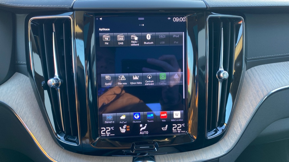 Volvo XC60 INSCRIPTION, T6 AWD RECHARGE, 186+65 kW / 253+87 HP