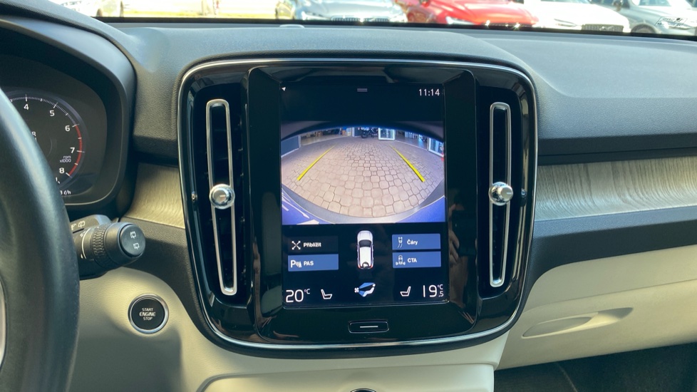 Volvo XC40 INSCRIPTION, T4 AWD Drive-E, 140 kW / 190 HP