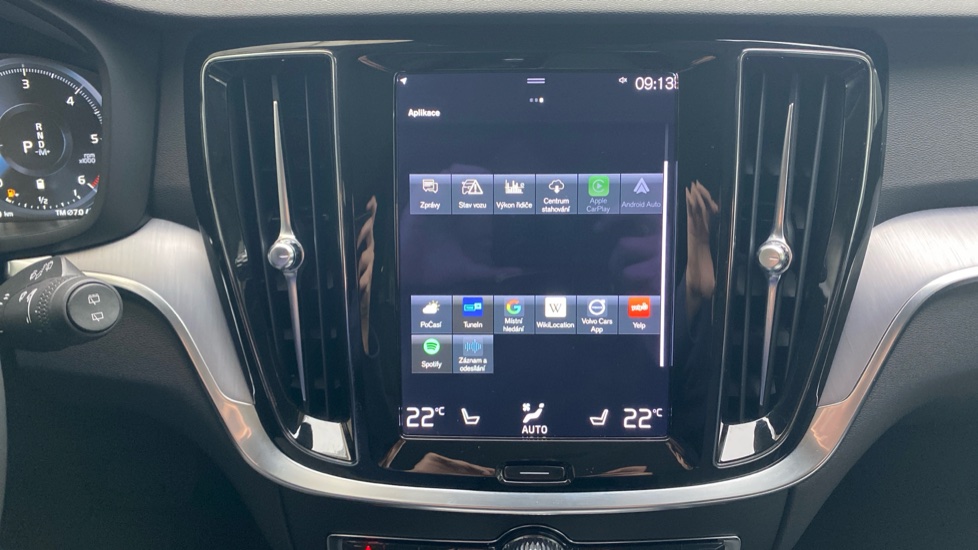 Volvo V60 Cross Country Pro, B4 AWD, 145+10 kW / 197+14 HP