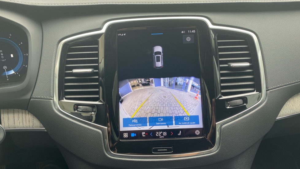 Volvo XC90 PLUS BRIGHT, B5 AWD, 173+10 kW / 235+14 HP