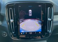 Volvo XC40 PLUS DARK, B4 FWD, 145+10 kW / 197+14 HP