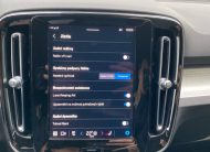 Volvo XC40 CORE, B3 FWD, 120+10 kW / 163+14 HP