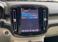 Volvo XC40 PLUS BRIGHT, B4 FWD, 145+10 kW / 197+14 HP