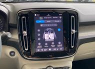 Volvo XC40 PLUS BRIGHT, B4 FWD, 145+10 kW / 197+14 HP