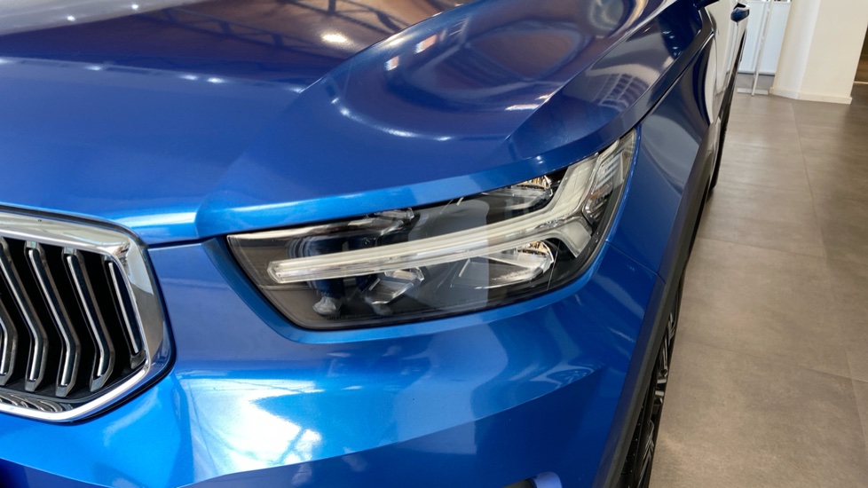 Volvo XC40 INSCRIPTION, T4 AWD Drive-E, 140 kW / 190 HP