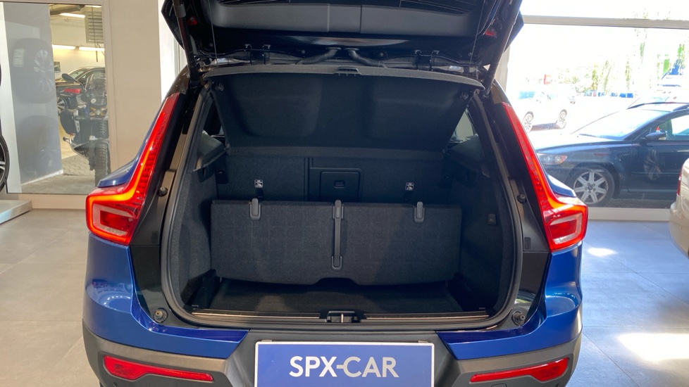 Volvo XC40 INSCRIPTION, T4 AWD Drive-E, 140 kW / 190 HP
