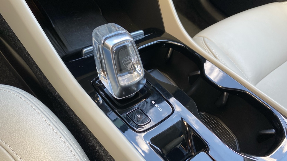 Volvo XC40 INSCRIPTION, T4 AWD Drive-E, 140 kW / 190 HP