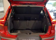 Volvo XC40 PLUS BRIGHT, B4 FWD, 145+10 kW / 197+14 HP