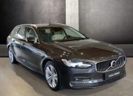 Volvo V90 MOMENTUM PRO, B4 AWD, 145+10 kW / 197+14 HP