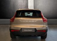 Volvo XC40 ULTIMATE DARK, B4 FWD, 145+10 kW / 197+14 HP