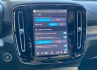 Volvo XC40 ULTIMATE DARK, B4 FWD, 145+10 kW / 197+14 HP
