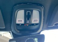 Volvo XC40 ULTIMATE DARK, B4 FWD, 145+10 kW / 197+14 HP